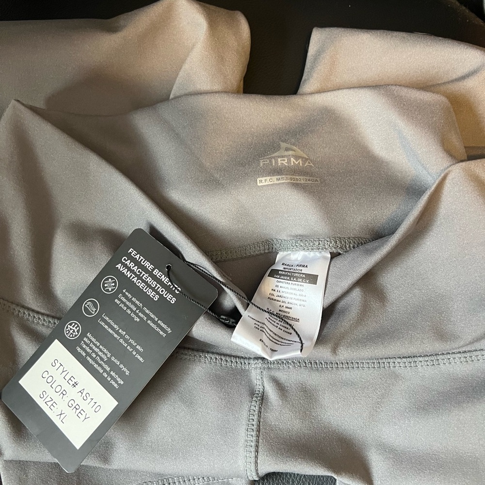 NWT Pirma athletic capri pants - XL